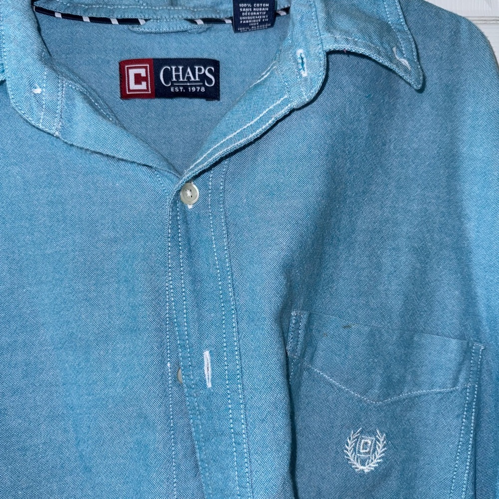 Chaps Light Blue Casual Button Down Shirt